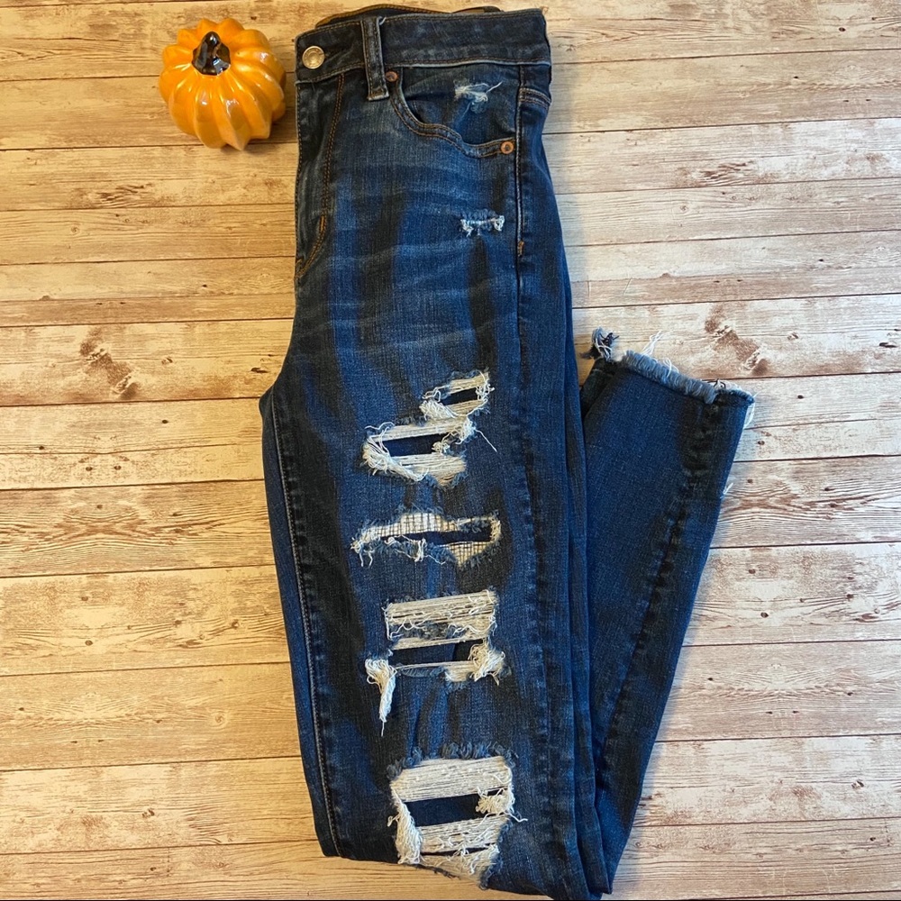 American Eagle Curvy High Rise Jeans